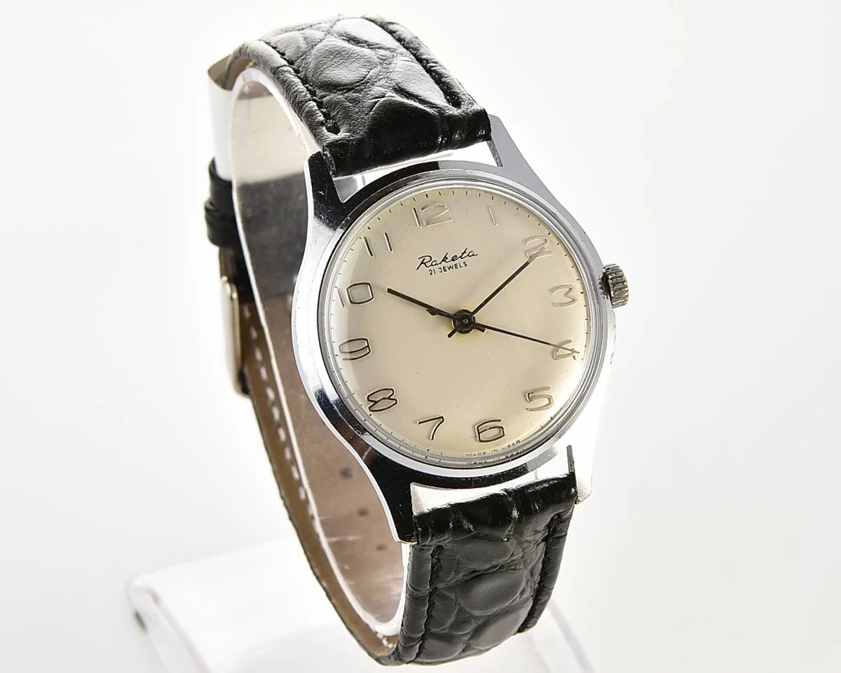 Excellent Soviet Raketa Baltica vintage mechanical wristwatch