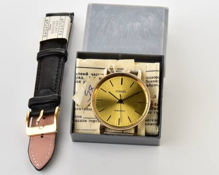 TIME CAPSULE: Vintage soviet Raketa quartz watch, NEW old stock(NOS)!