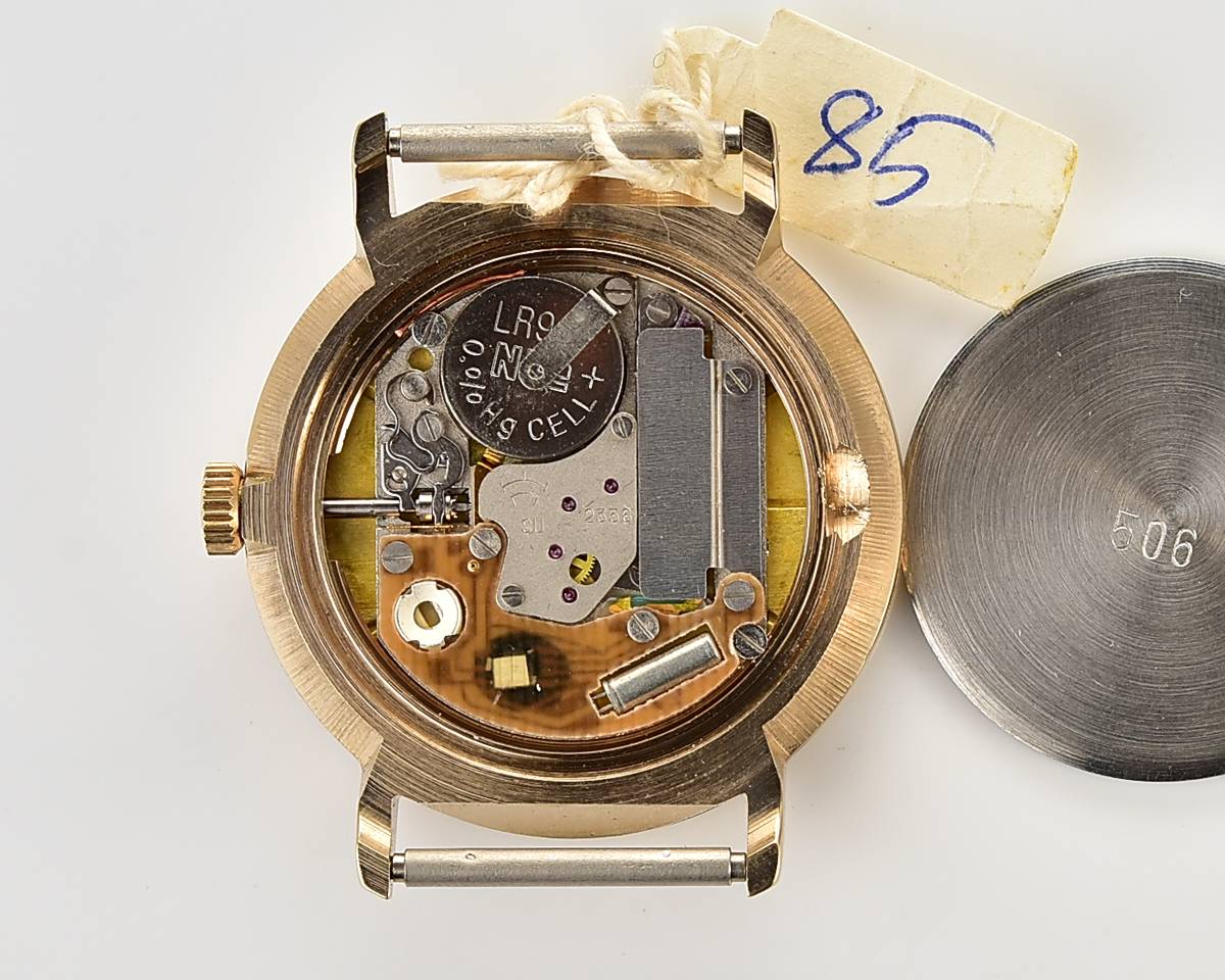 TIME CAPSULE: Vintage soviet Raketa quartz watch, NEW old stock(NOS)!