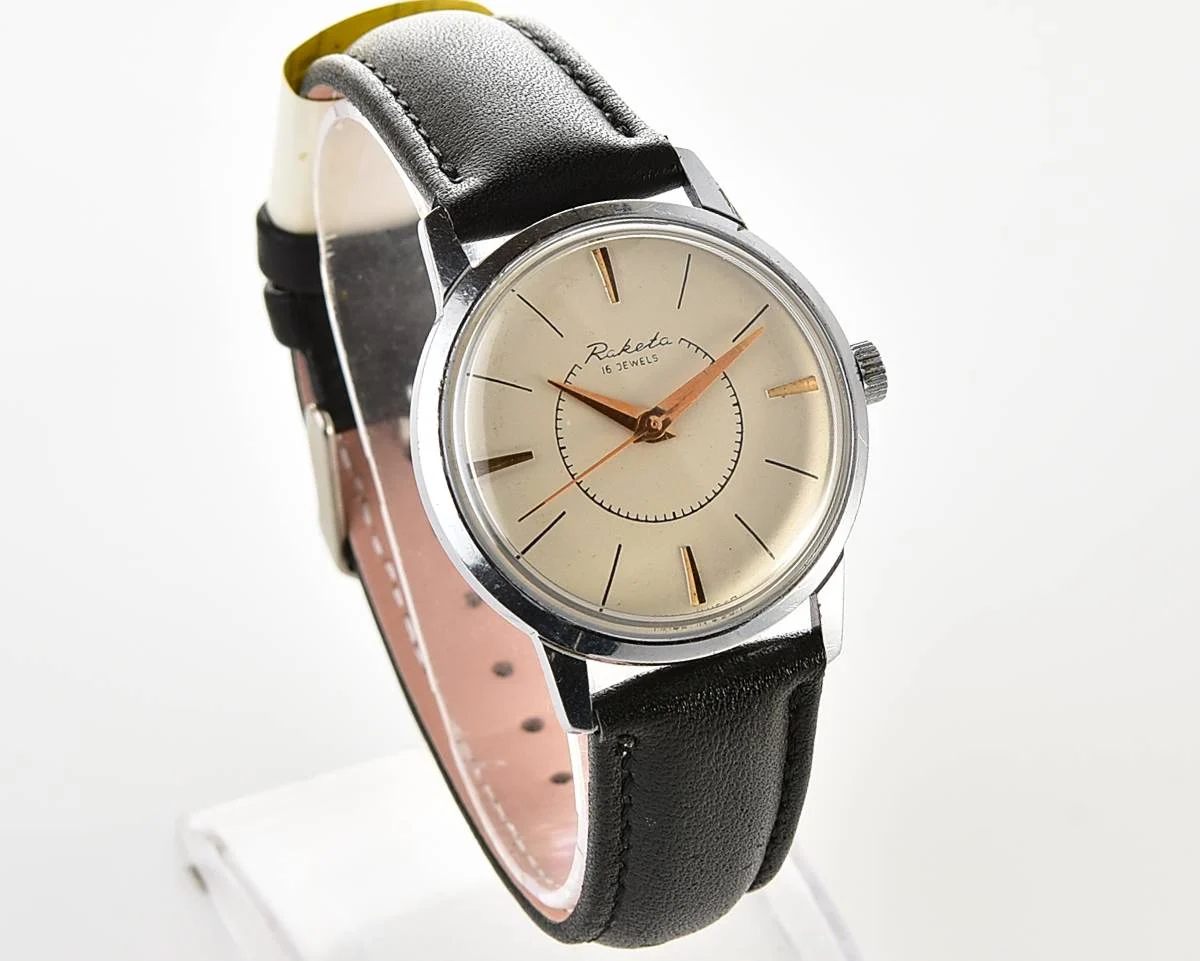 Excellent condition Raketa Baltica vintage wrist watch