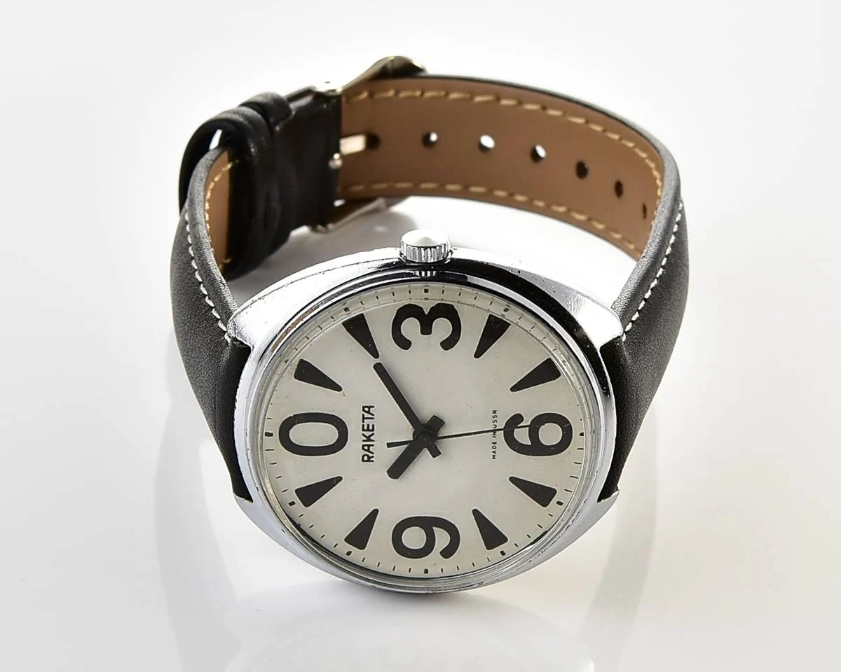 Soviet mechanical Raketa watch "big zero"