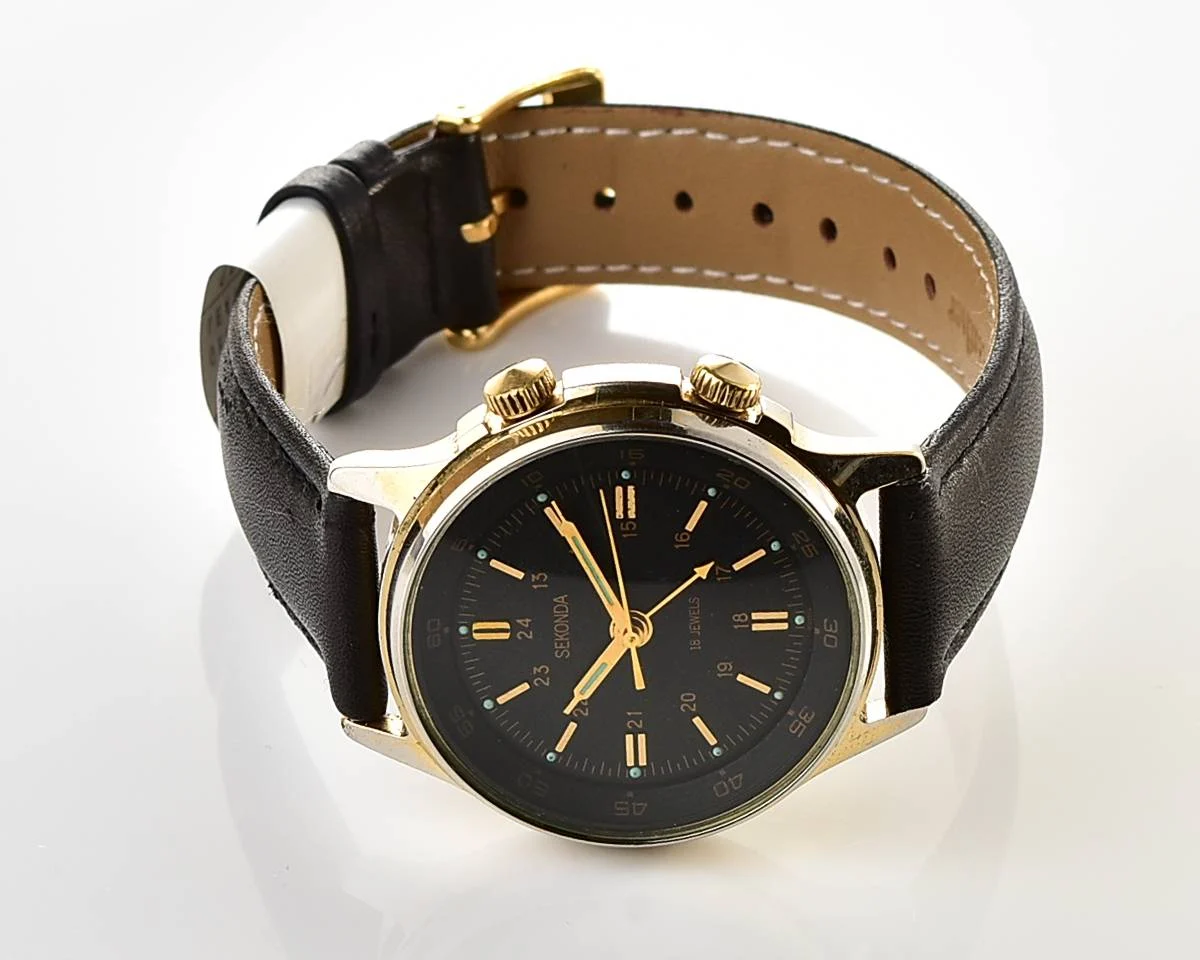 Soviet vintage Sekonda (Poljot) gold-plated wrist watch with alarm clock!