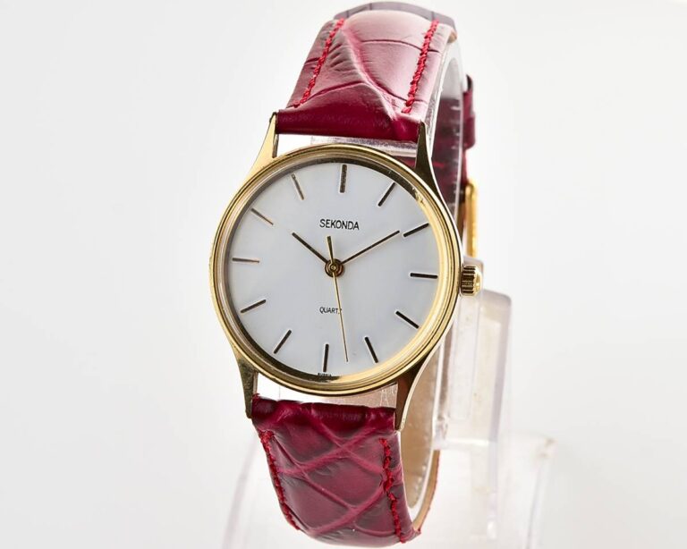 Soviet SEKONDA (POLJOT P2456) wrist watch with quartz movement