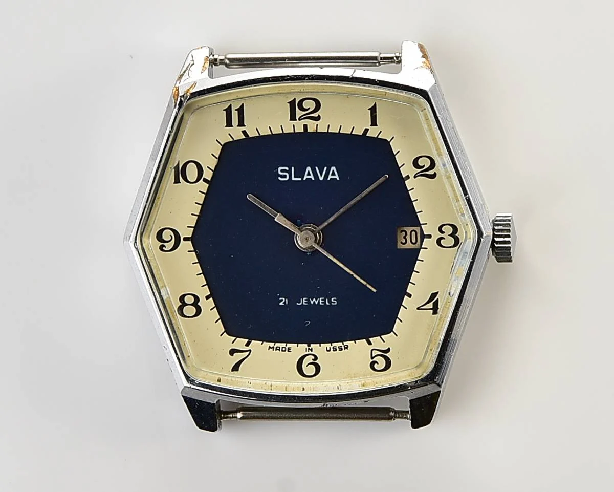 Excellent hexagonal Slava Soviet mechanical vintage watch