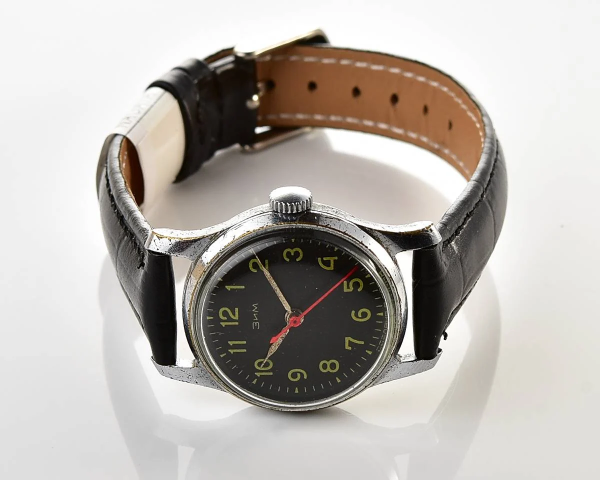ZiM Soviet vintage mechanical watch with central seconds hand