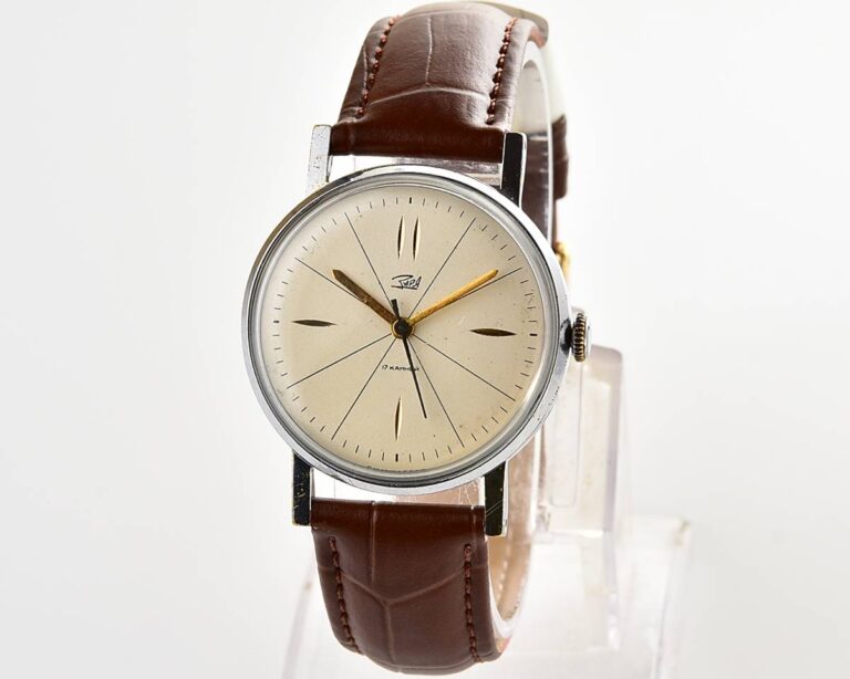 Vintage mechanical Zaria watch
