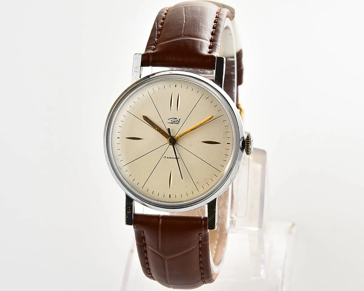 Vintage mechanical Zaria watch