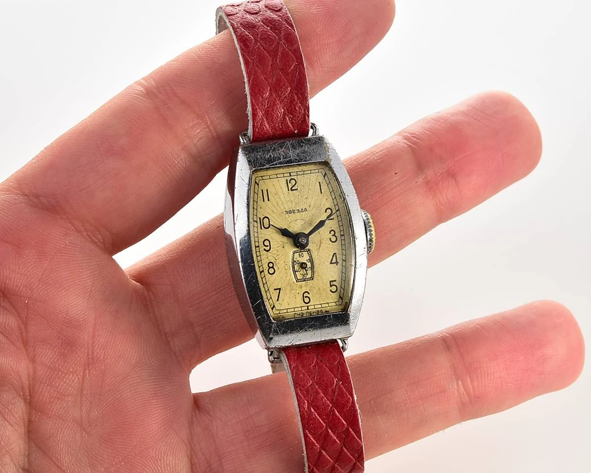 Vintage Soviet Zvezda wrist watch, from 2nd quarter of 1952