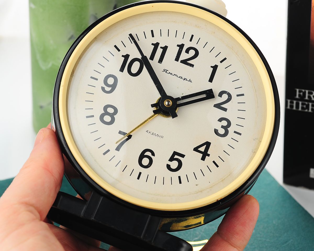 watch Jantar alarm clock 11672-SCS_3160