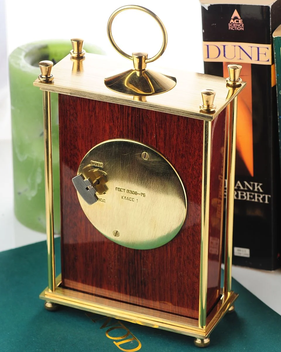 Vintage Molnija mechanical table clock in wood & hand polished brass, with 12 days power reserve!