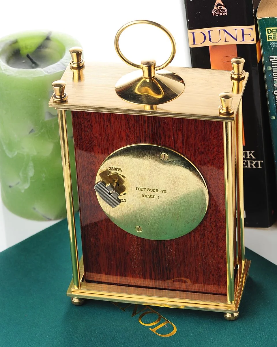 Vintage Molnija mechanical table clock in wood & hand polished brass, with 12 days power reserve!