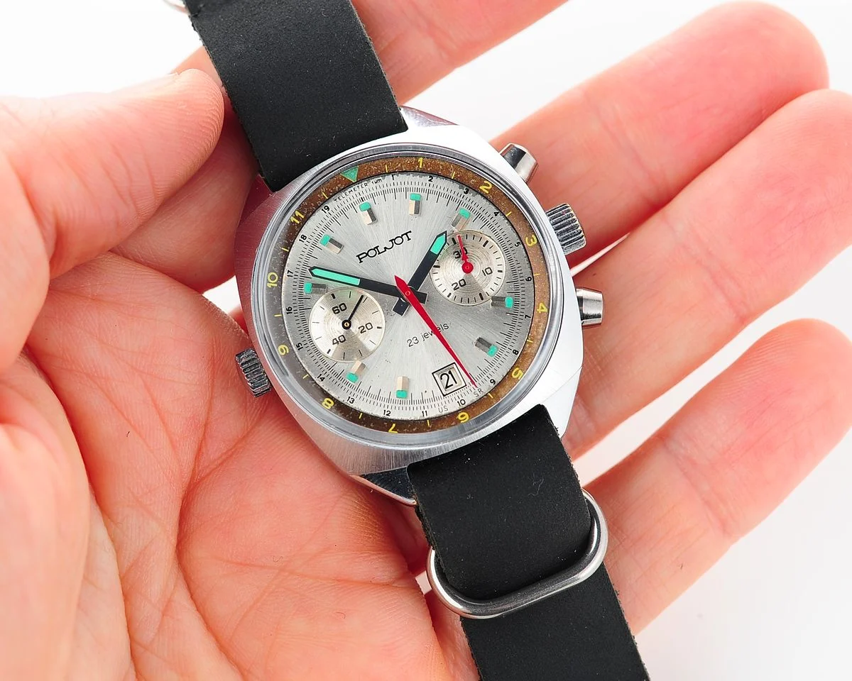 Poljot Chronograph 3133, aged telemeter ring!