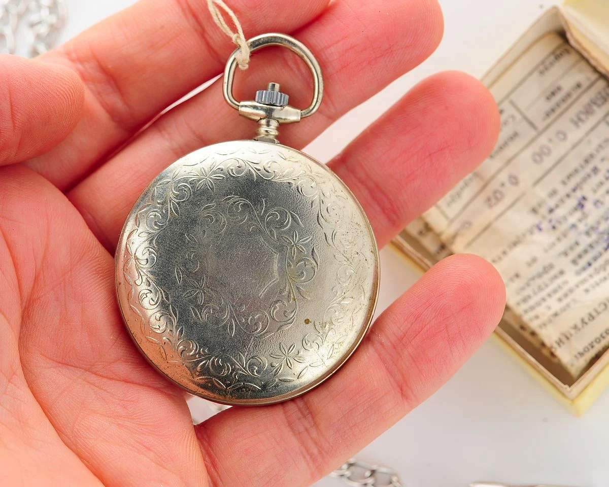 Soviet Raketa open face pocket quartz watch