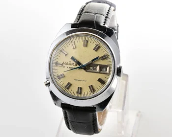 Large Soviet mechanical watch Chaika