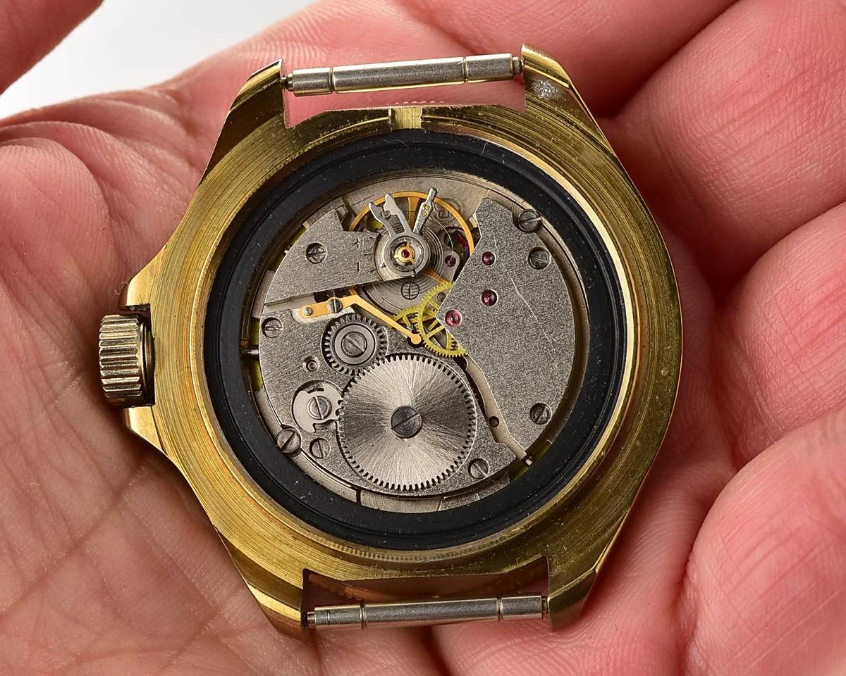 TIME CAPSULE: Vostok Komandirskie mechanical watch – New Old Stock (NOS)!