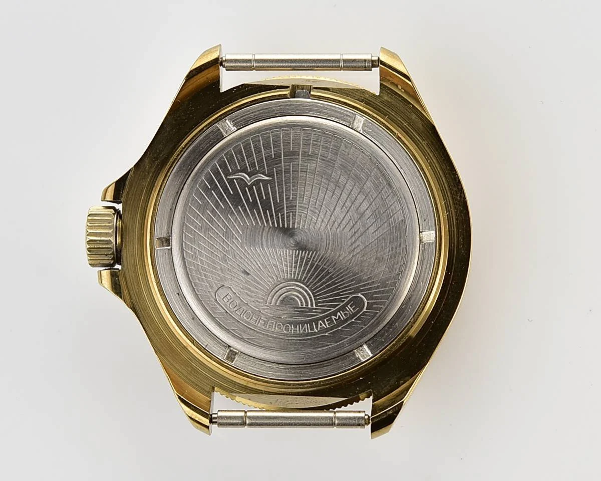 TIME CAPSULE: Vostok Komandirskie mechanical watch – New Old Stock (NOS)!