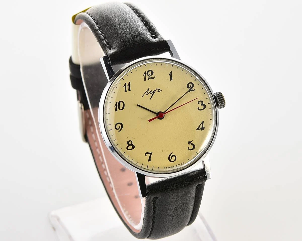 Soviet vintage wrist watch Luch