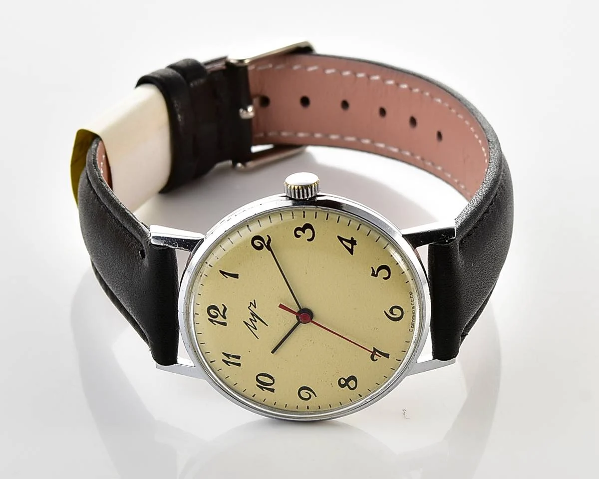 Soviet vintage wrist watch Luch