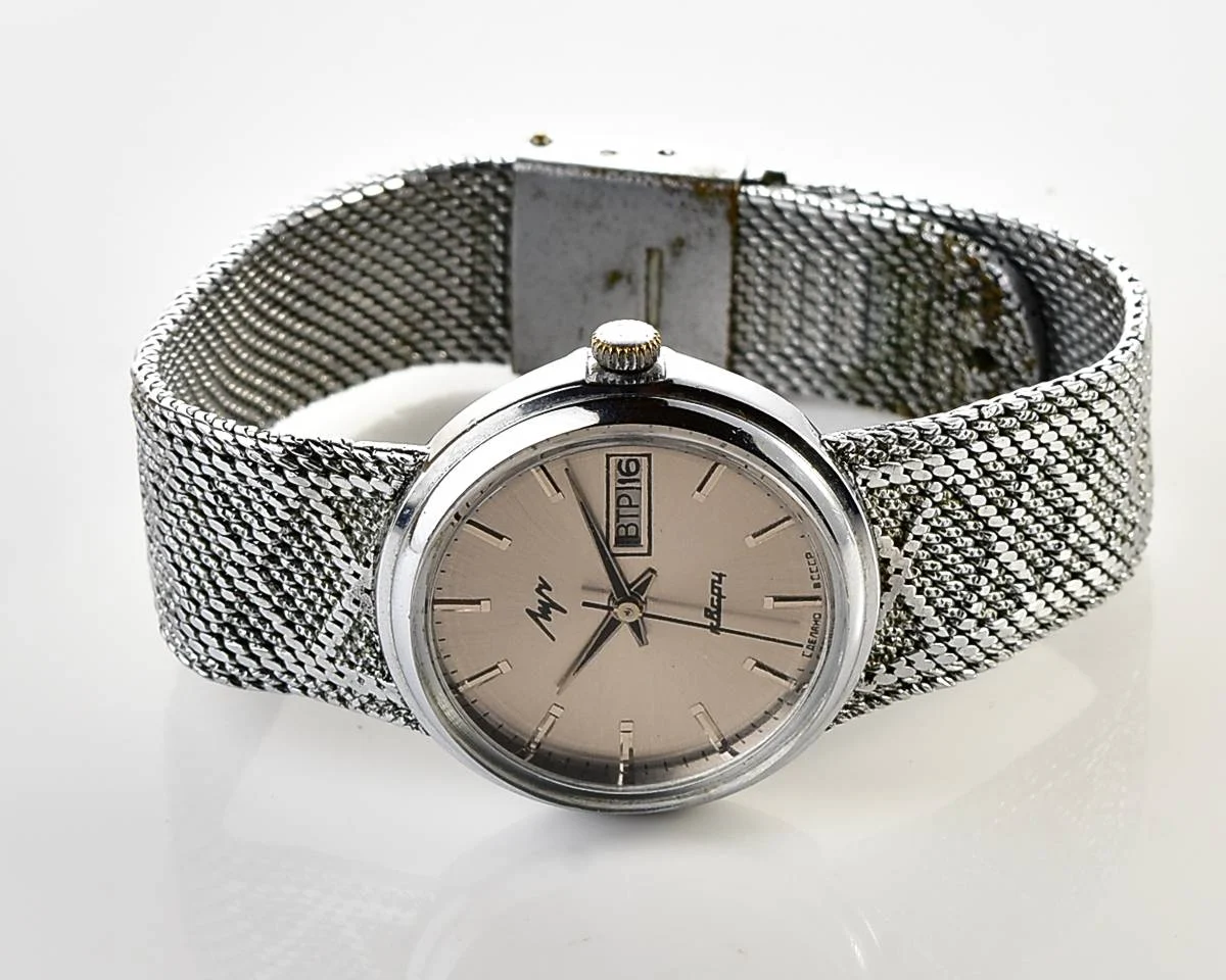 Vintage Soviet Luch quartz watch with integrated metal bracelet