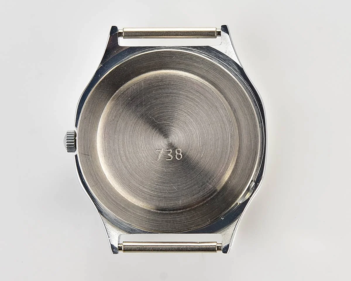 Time Capsule: Soviet Luch Perestroika quartz watch – New Old Stock (NOS)!