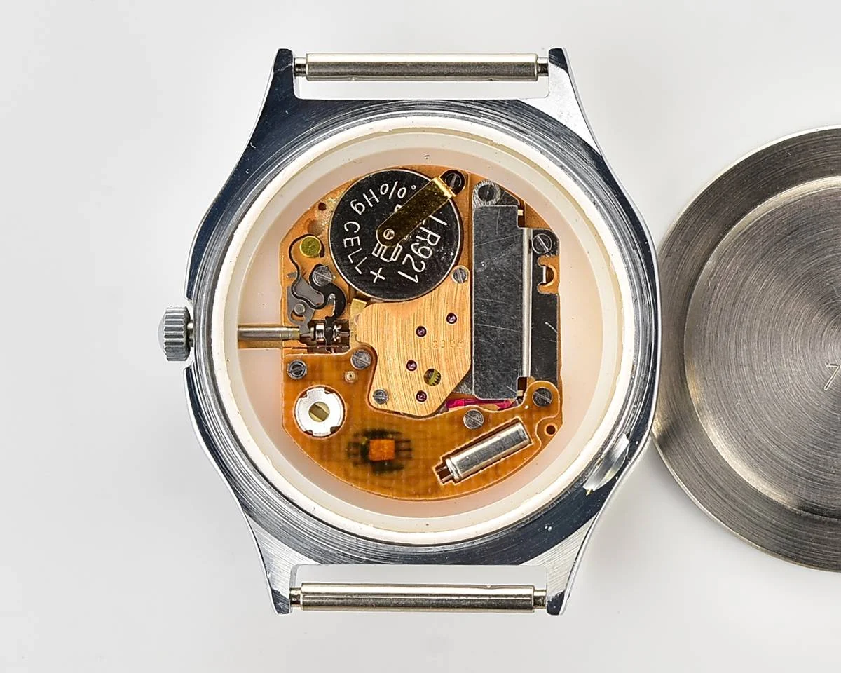 Time Capsule: Soviet Luch Perestroika quartz watch – New Old Stock (NOS)!