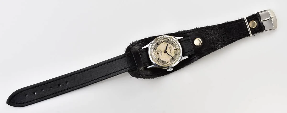 Vintage Soviet mechanical watch Pobeda, from the 1st quarter of 1953!