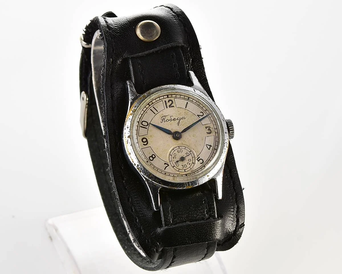 Vintage Soviet mechanical watch Pobeda, from the 1st quarter of 1953!