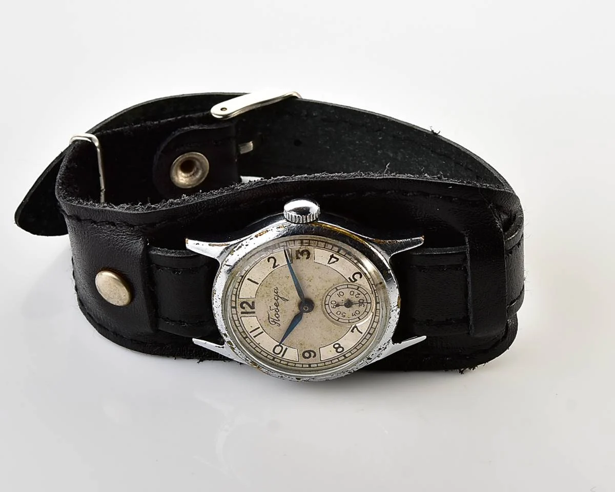 Vintage Soviet mechanical watch Pobeda, from the 1st quarter of 1953!