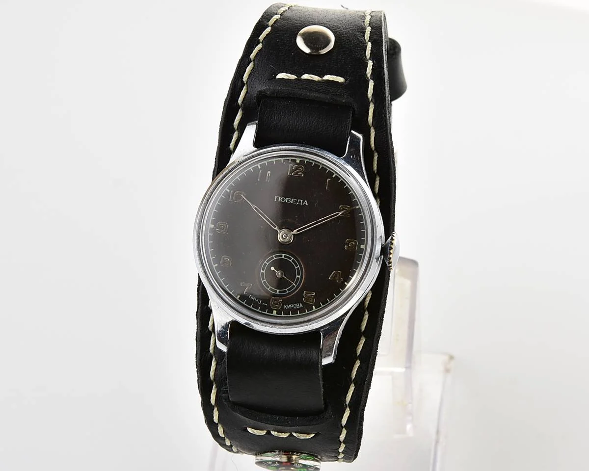 Excellent Soviet Pobeda 1MChZ from 1951 + exquisite Sturmanskie compass strap!