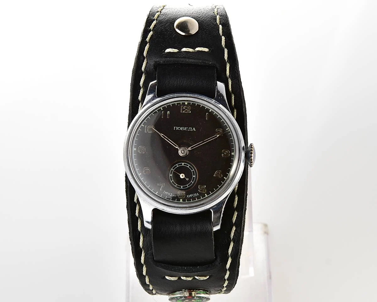 Excellent Soviet Pobeda 1MChZ from 1951 + exquisite Sturmanskie compass strap!