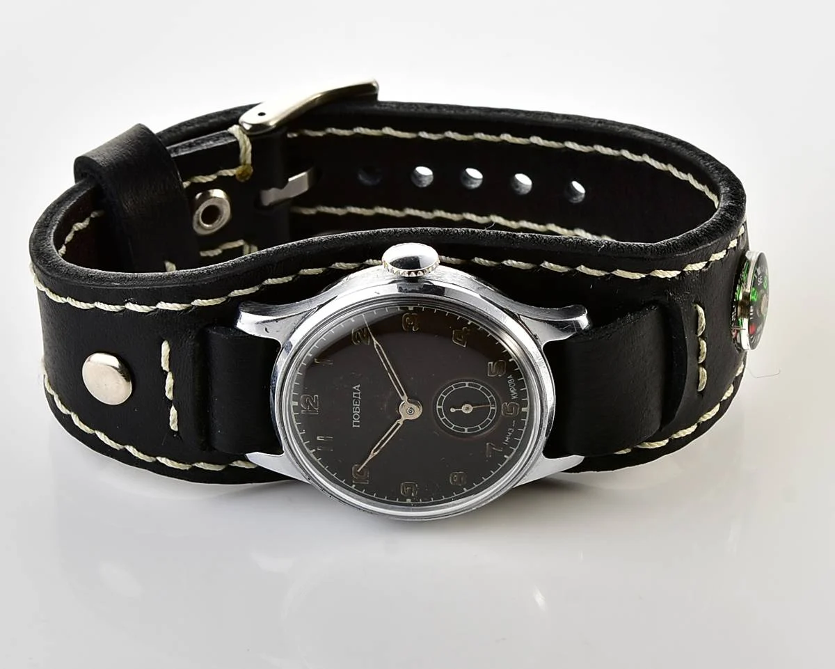 Excellent Soviet Pobeda 1MChZ from 1951 + exquisite Sturmanskie compass strap!