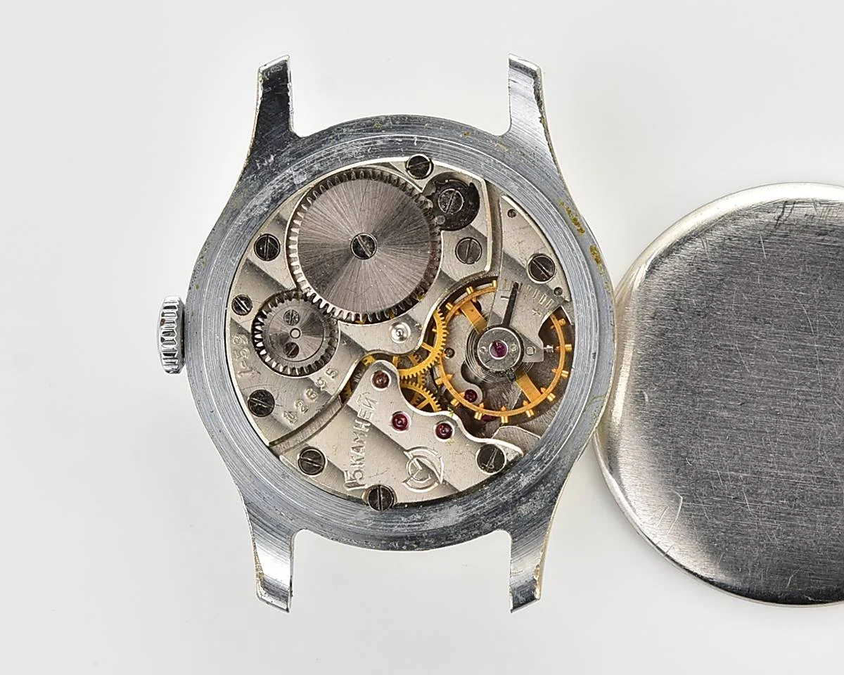Excellent vintage Soviet mechanical Pobeda watch, 2MChZ from 1950s , with box
