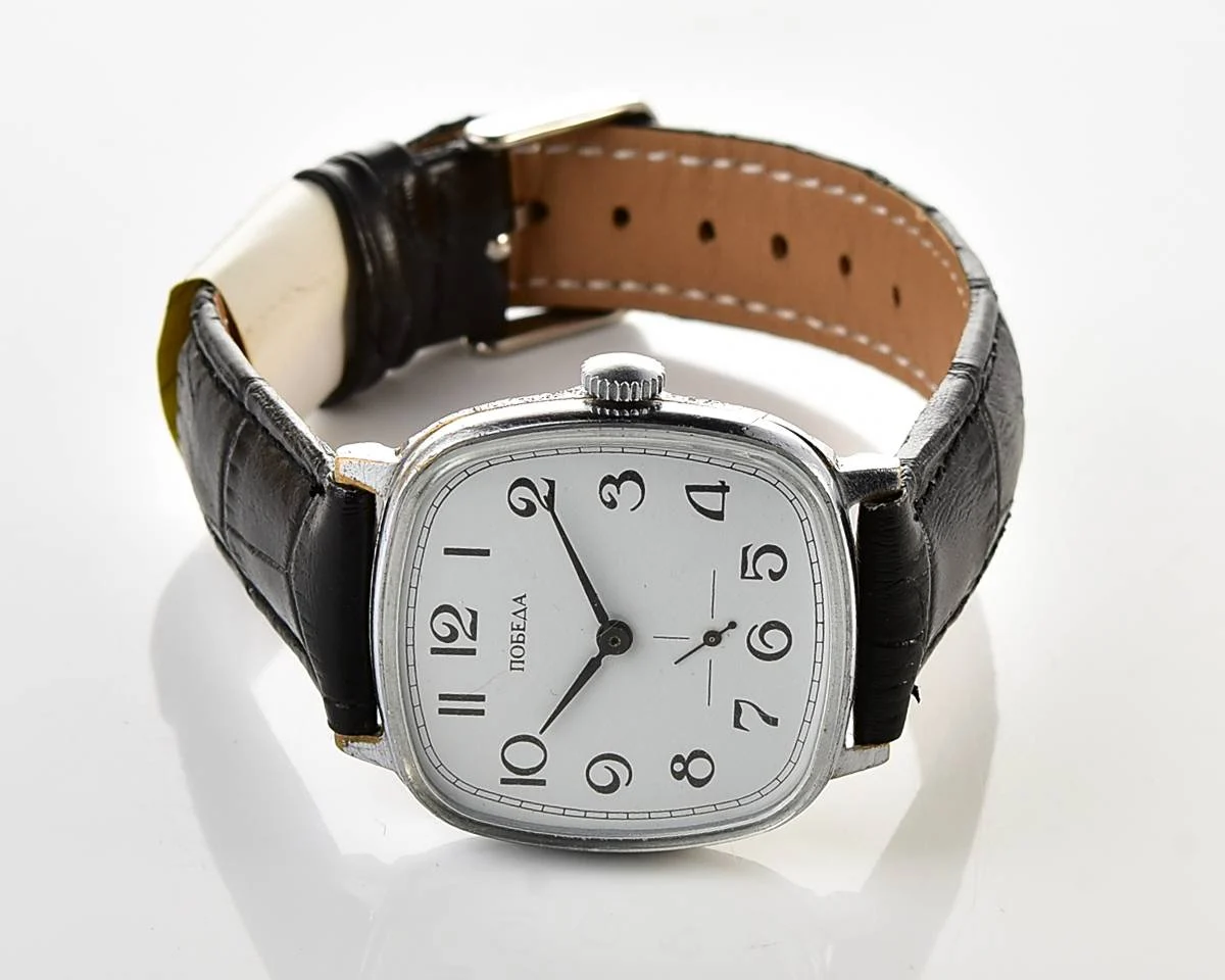 Pobeda Soviet mechanical wrist watch