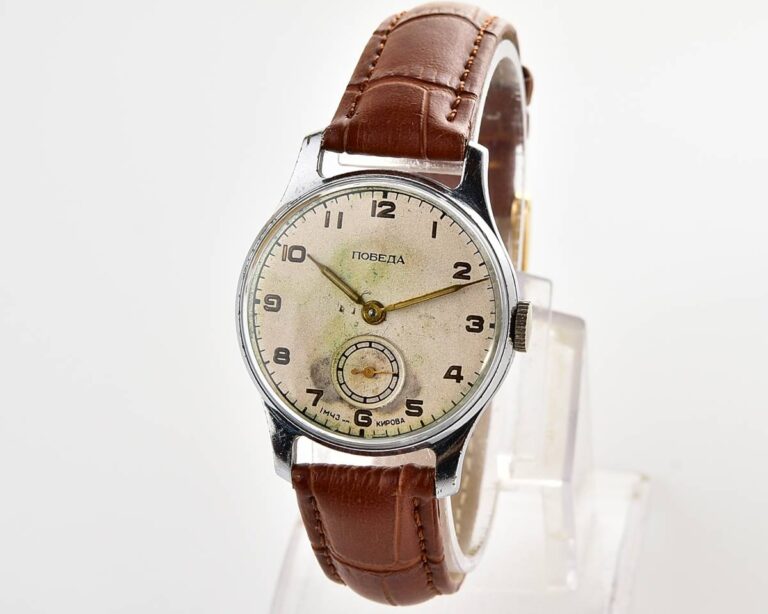 Vintage soviet mechanical POBEDA wrist watch, 1MChZ, 3rd quarter of 1953