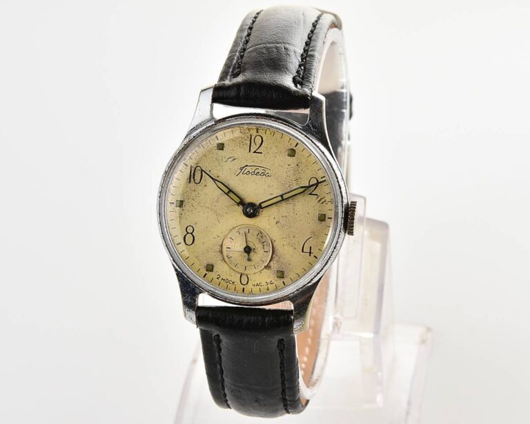 Vintage soviet mechanical POBEDA watch, 2MChZ,  4th quarter of 1957