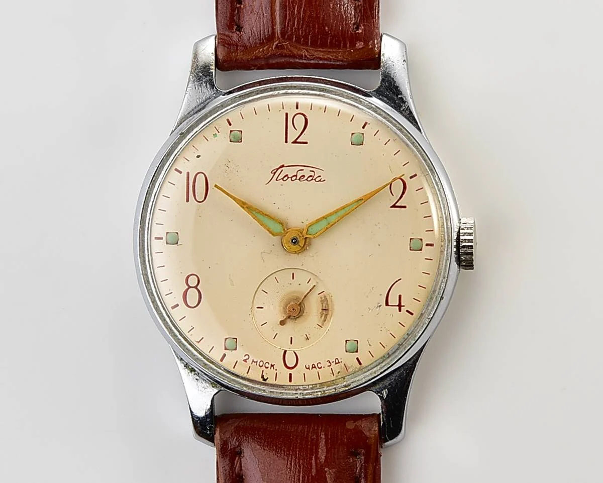 Vintage Soviet mechanical Pobeda watch, 2MChZ, 2nd quarter of 1955