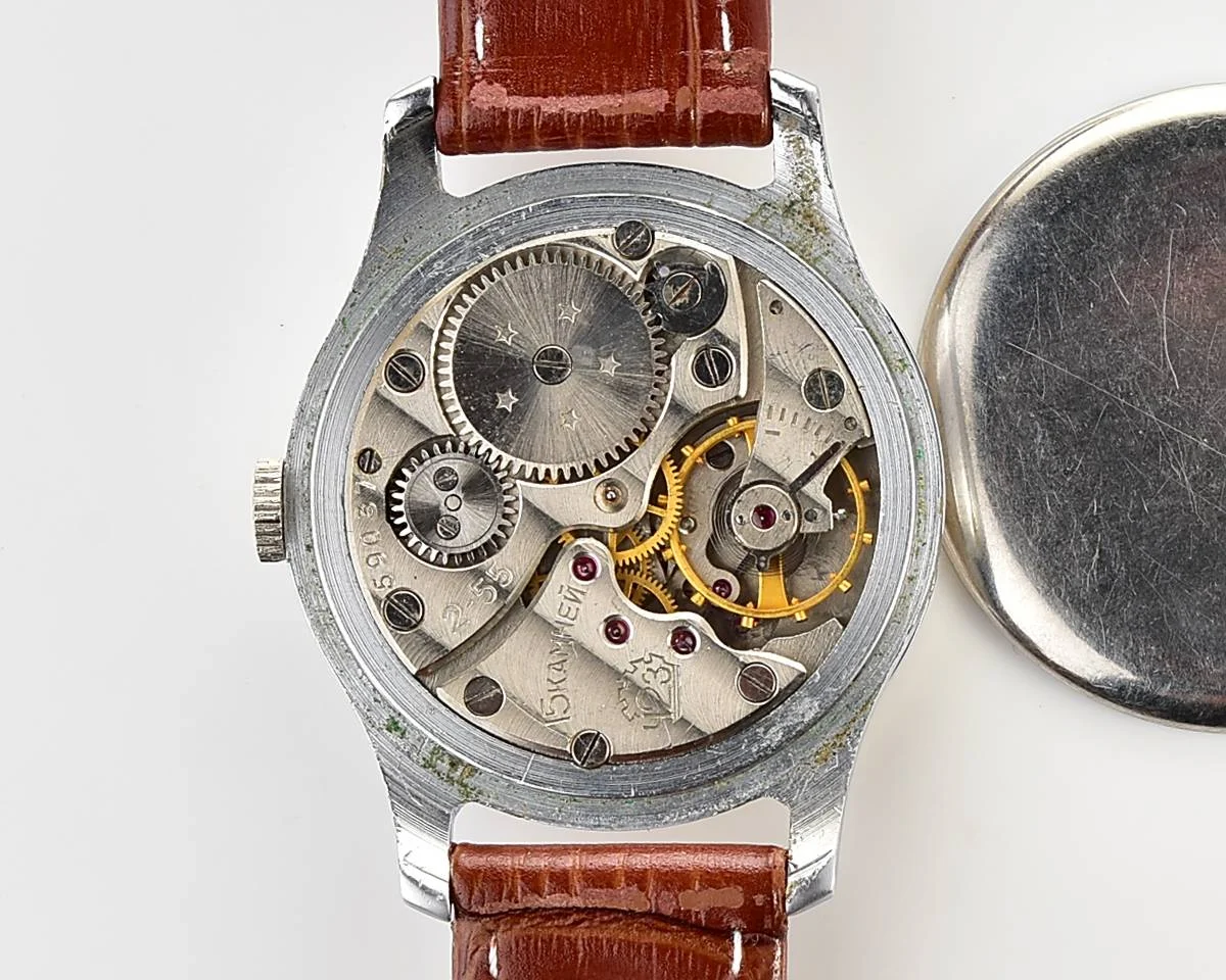 Vintage Soviet mechanical Pobeda watch, 2MChZ, 2nd quarter of 1955