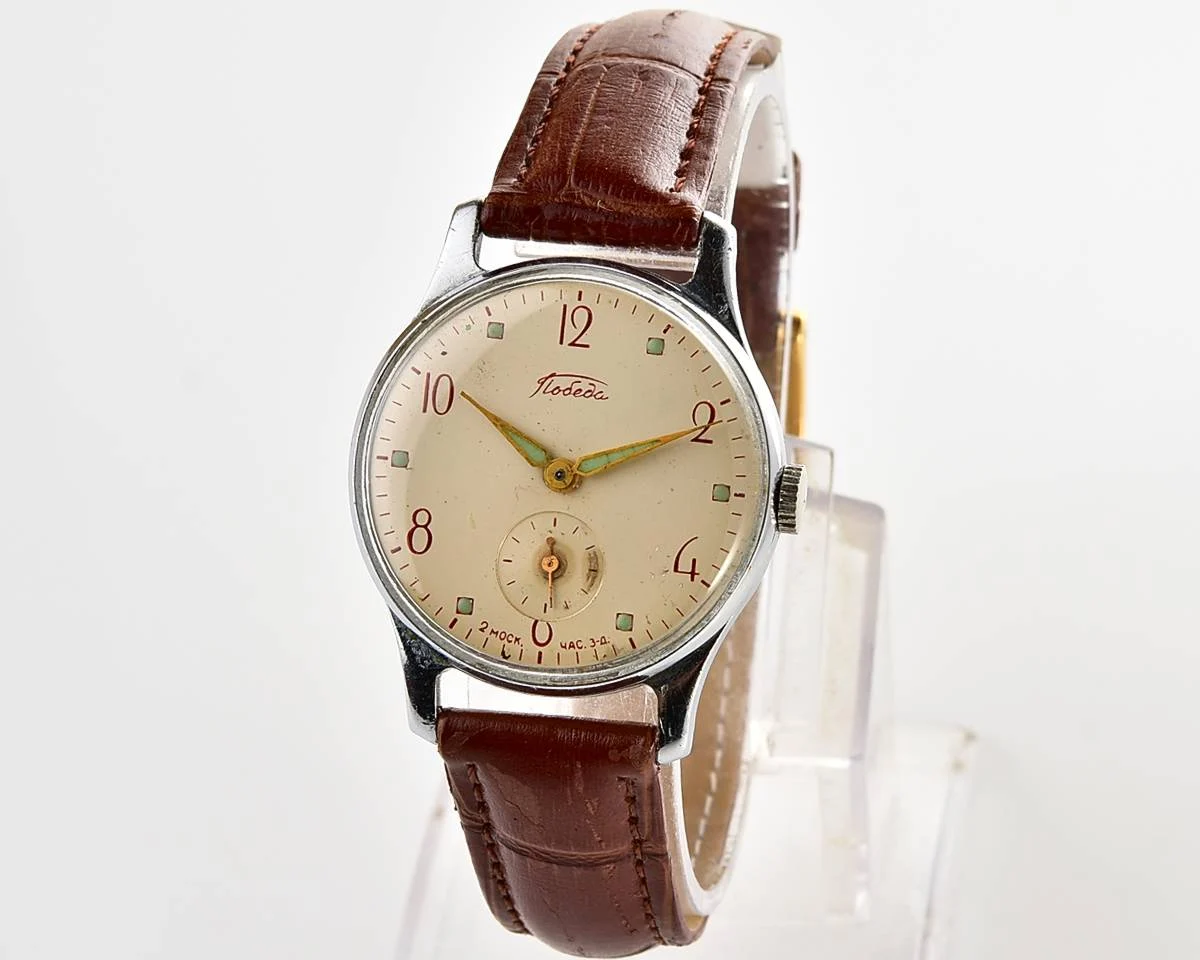 Vintage Soviet mechanical Pobeda watch, 2MChZ, 2nd quarter of 1955