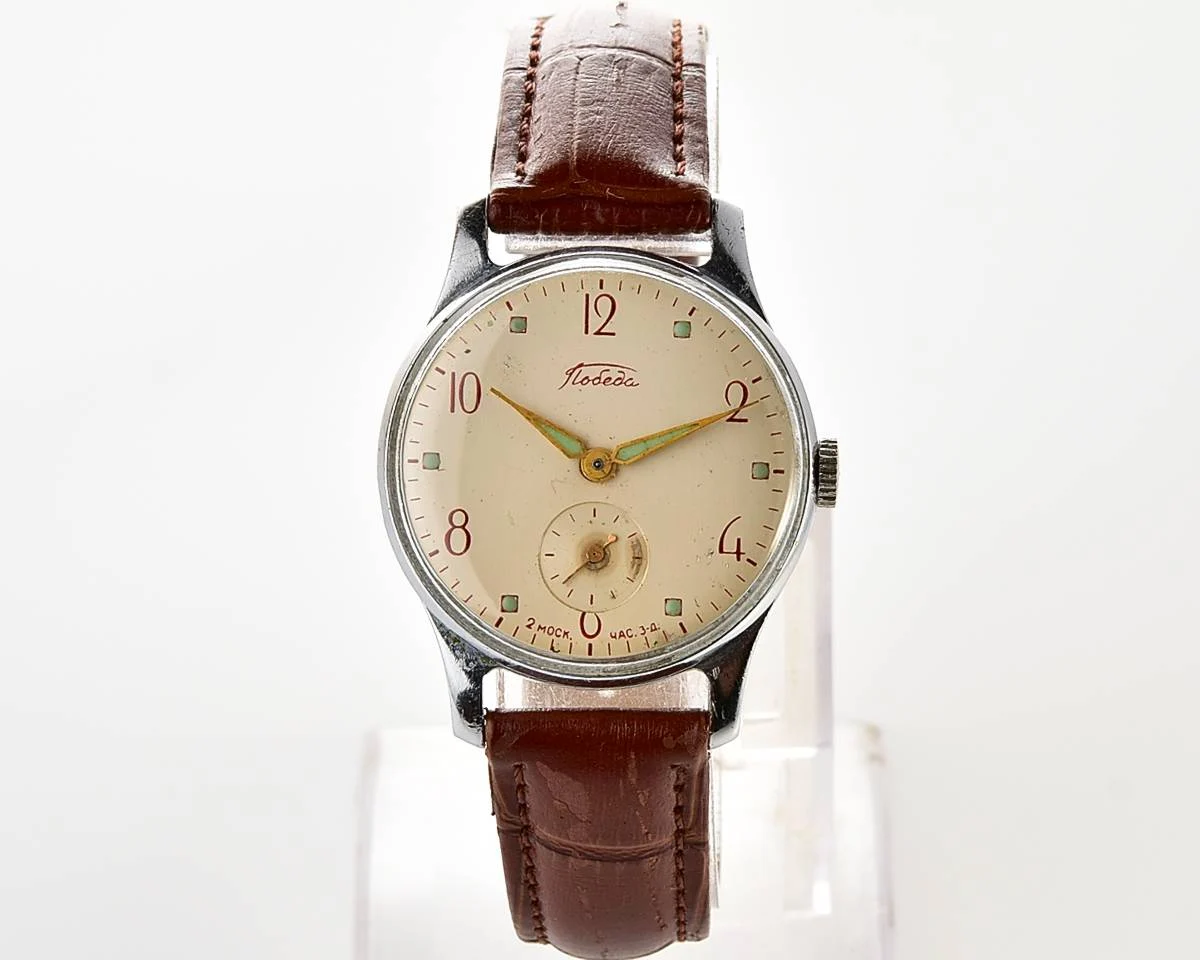 Vintage Soviet mechanical Pobeda watch, 2MChZ, 2nd quarter of 1955