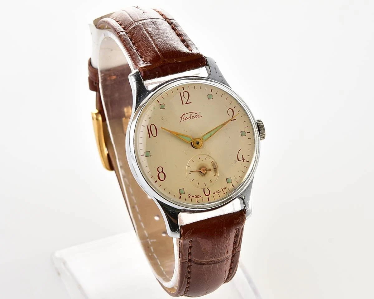Vintage Soviet mechanical Pobeda watch, 2MChZ, 2nd quarter of 1955