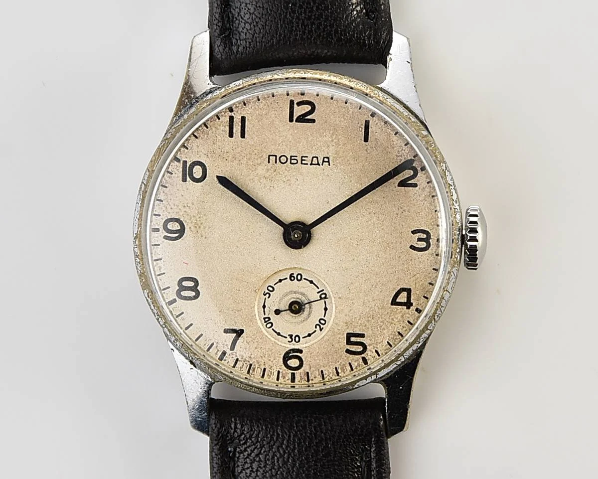 Excellent vintage Soviet mechanical Pobeda watch, ChChZ from 2nd quarter 1953!
