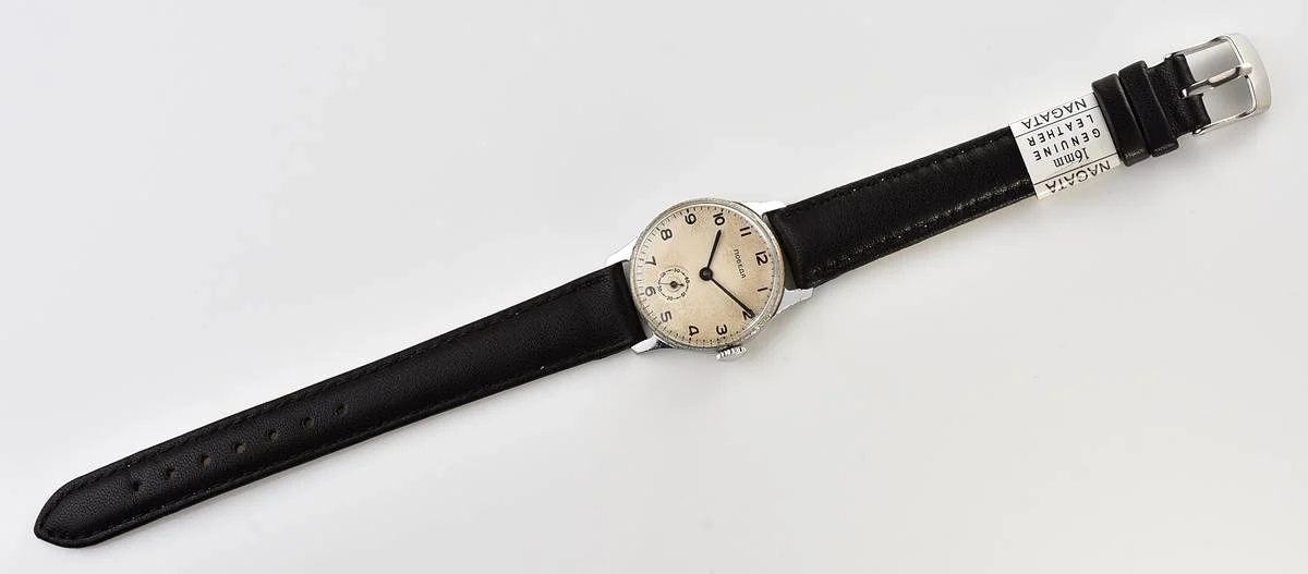 Excellent vintage Soviet mechanical Pobeda watch, ChChZ from 2nd quarter 1953!