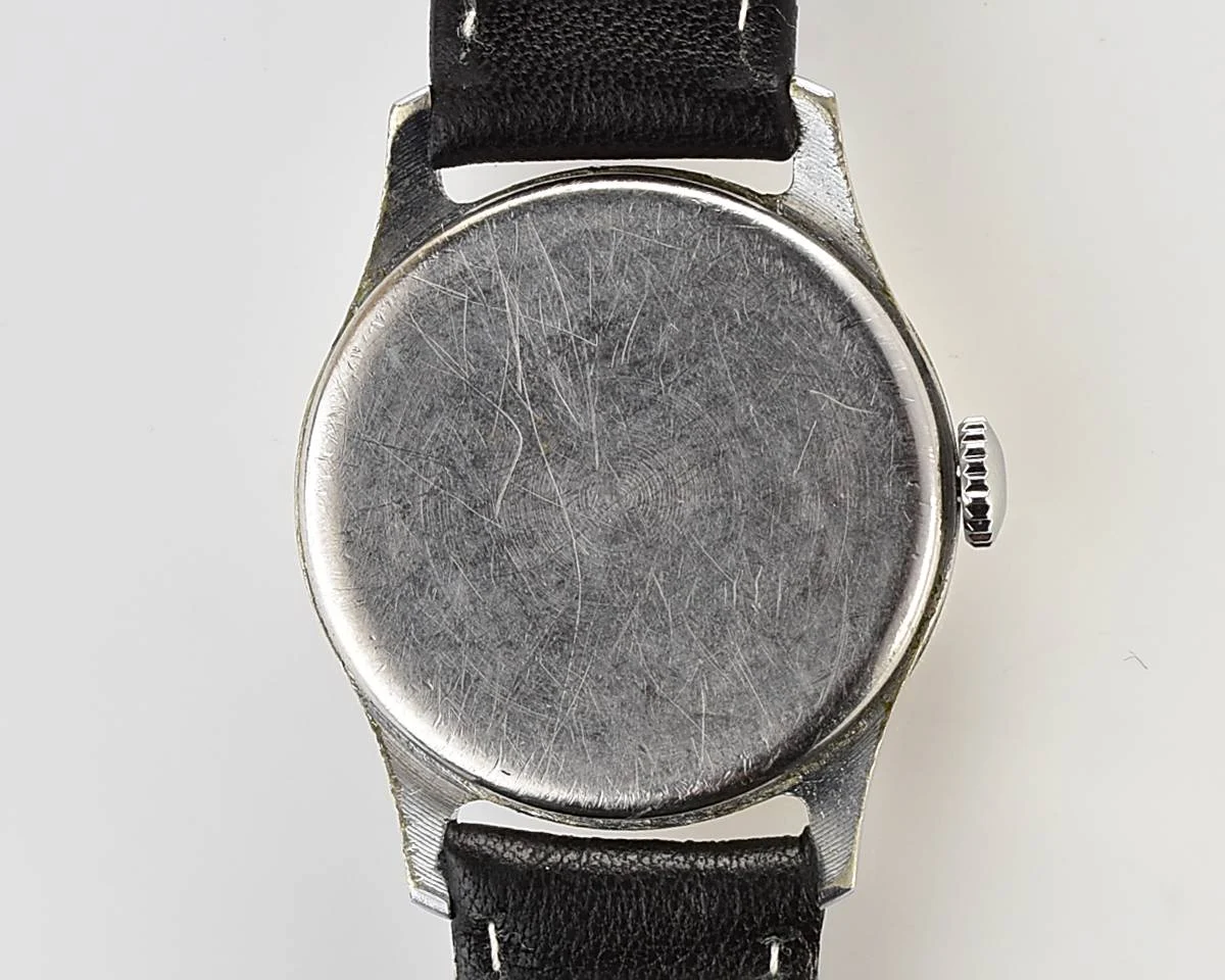 Excellent vintage Soviet mechanical Pobeda watch, ChChZ from 2nd quarter 1953!
