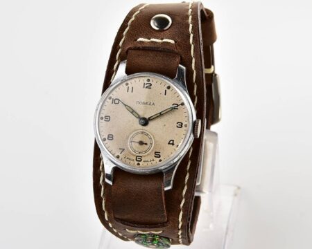 Excellent soviet POBEDA from 1957 + exquisite Sturmanskie compass leather strap!