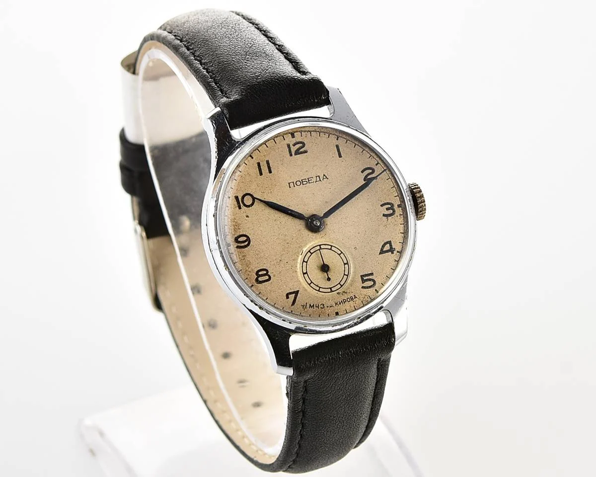 Excellent vintage Soviet mechanical Pobeda wrist watch, 1MChZ, the 2nd quarter of 1953