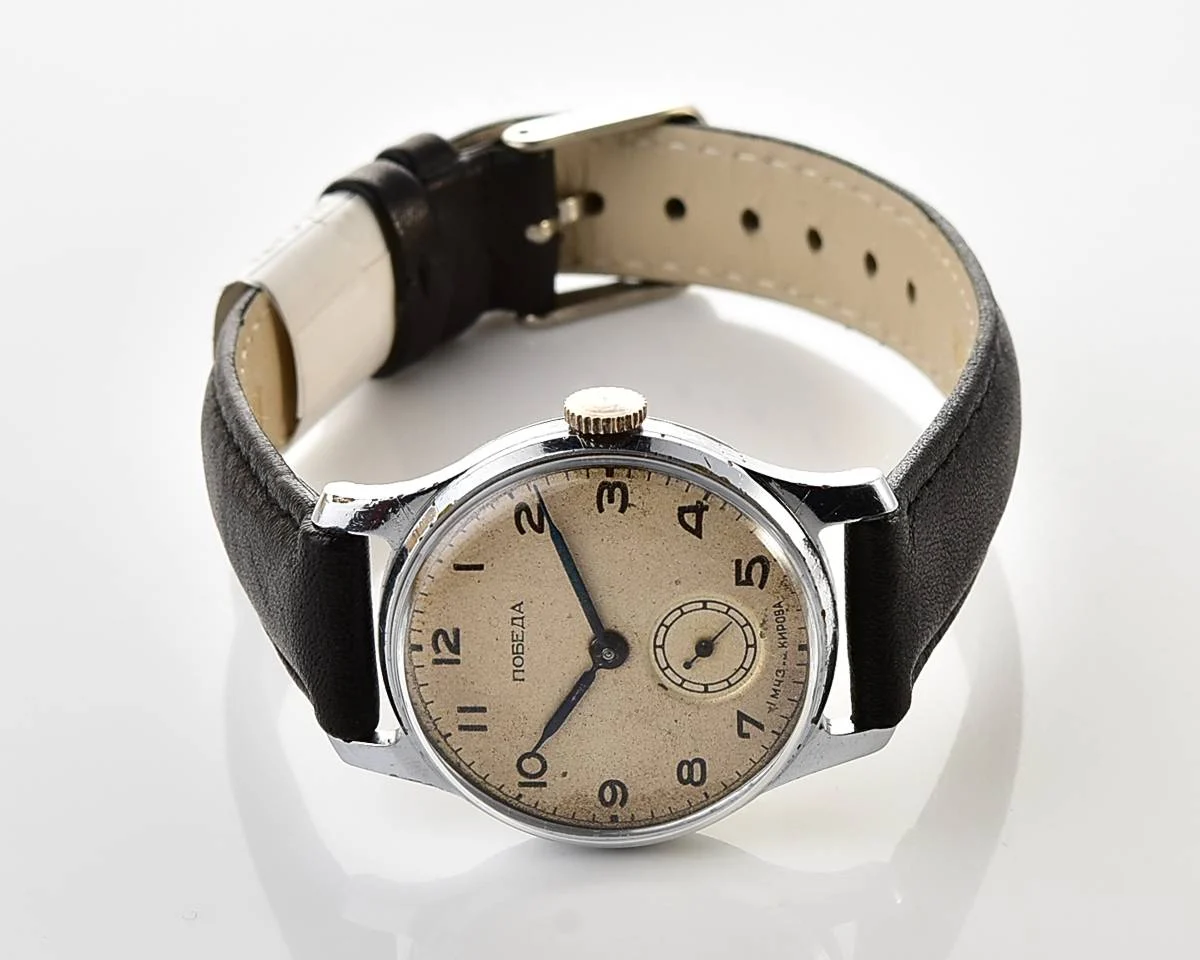 Excellent vintage Soviet mechanical Pobeda wrist watch, 1MChZ, the 2nd quarter of 1953