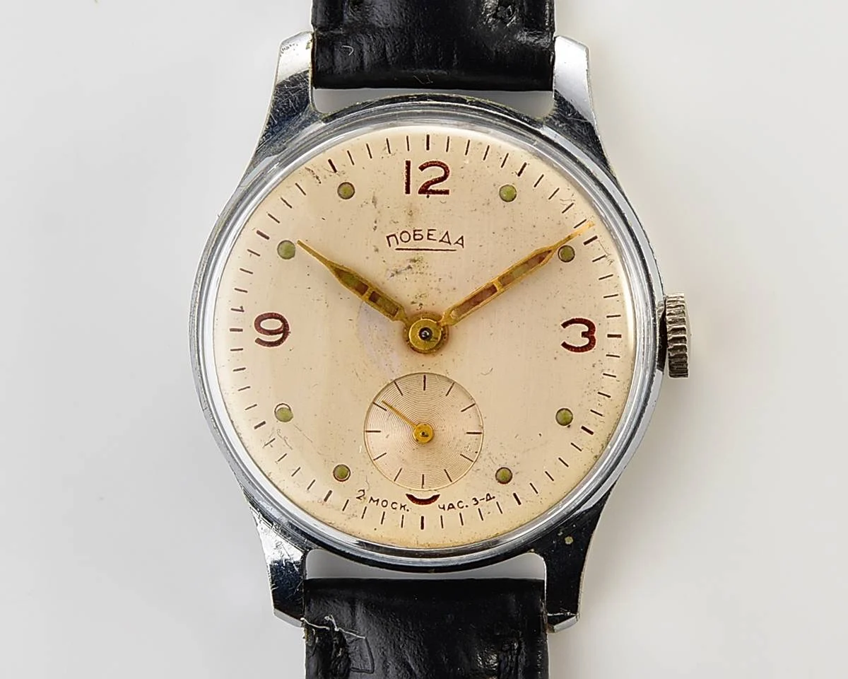 Vintage Soviet mechanical Pobeda watch, 2MChZ, 3rd quarter of 1958