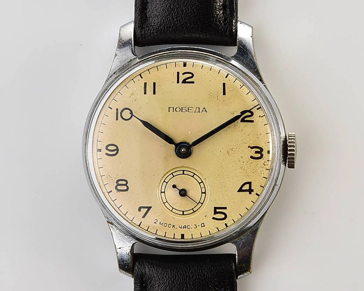 Vintage Soviet mechanical Pobeda watch, 2MChZ from the 3rd quarter 1955