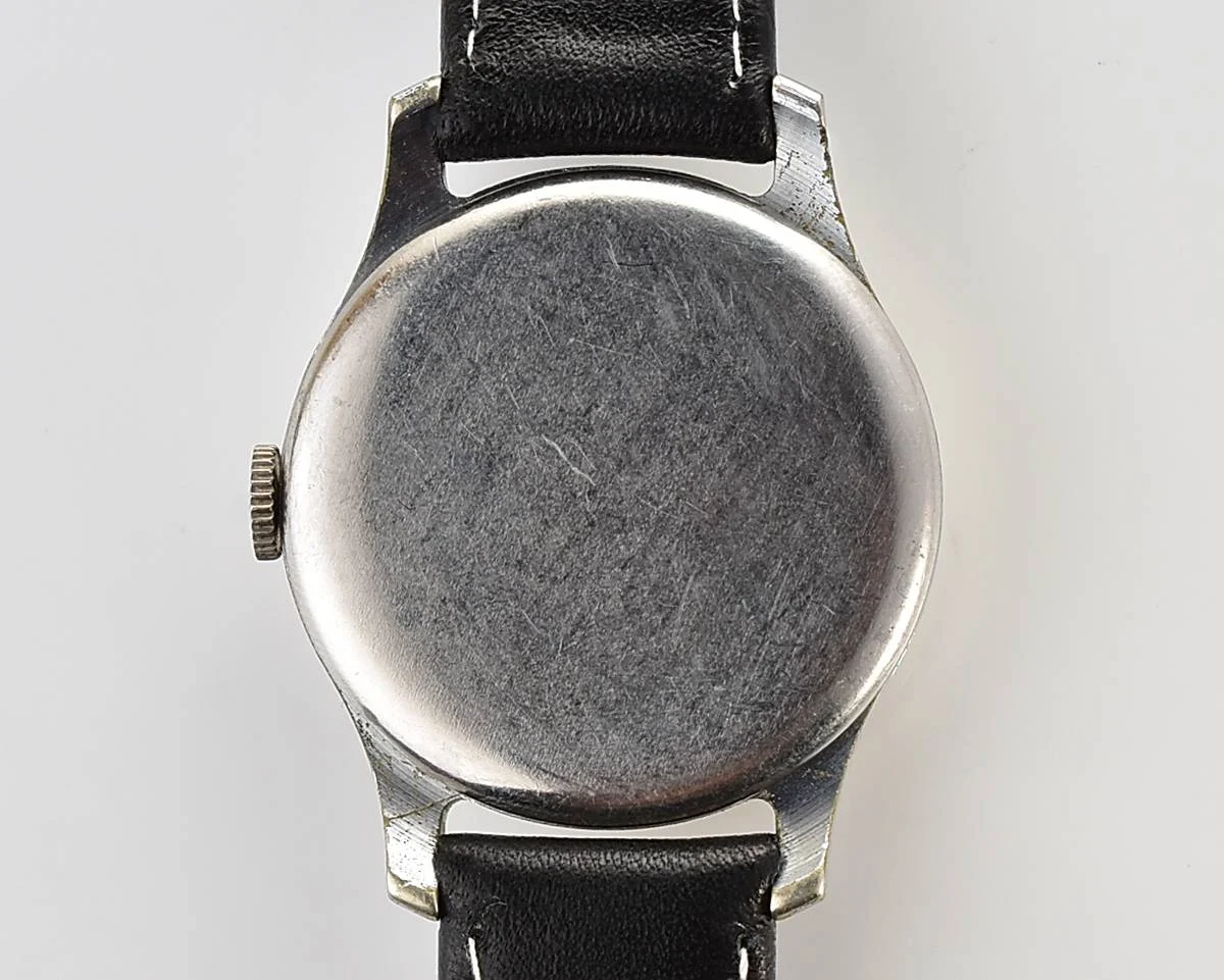 Vintage Soviet mechanical Pobeda watch, 2MChZ from the 3rd quarter 1955