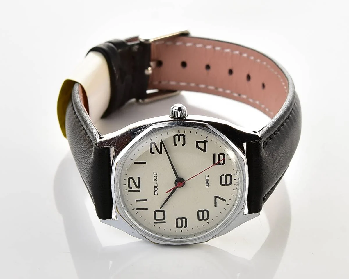 Soviet Poljot watch with quartz movement
